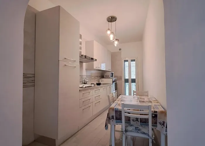 Il Rifugio Del Marinaio Nyaraló Bari